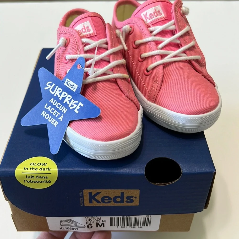 NIB KEDS Pink Kickstart SNL JR Glow in the Dark Sneakers with Velcro Closure
